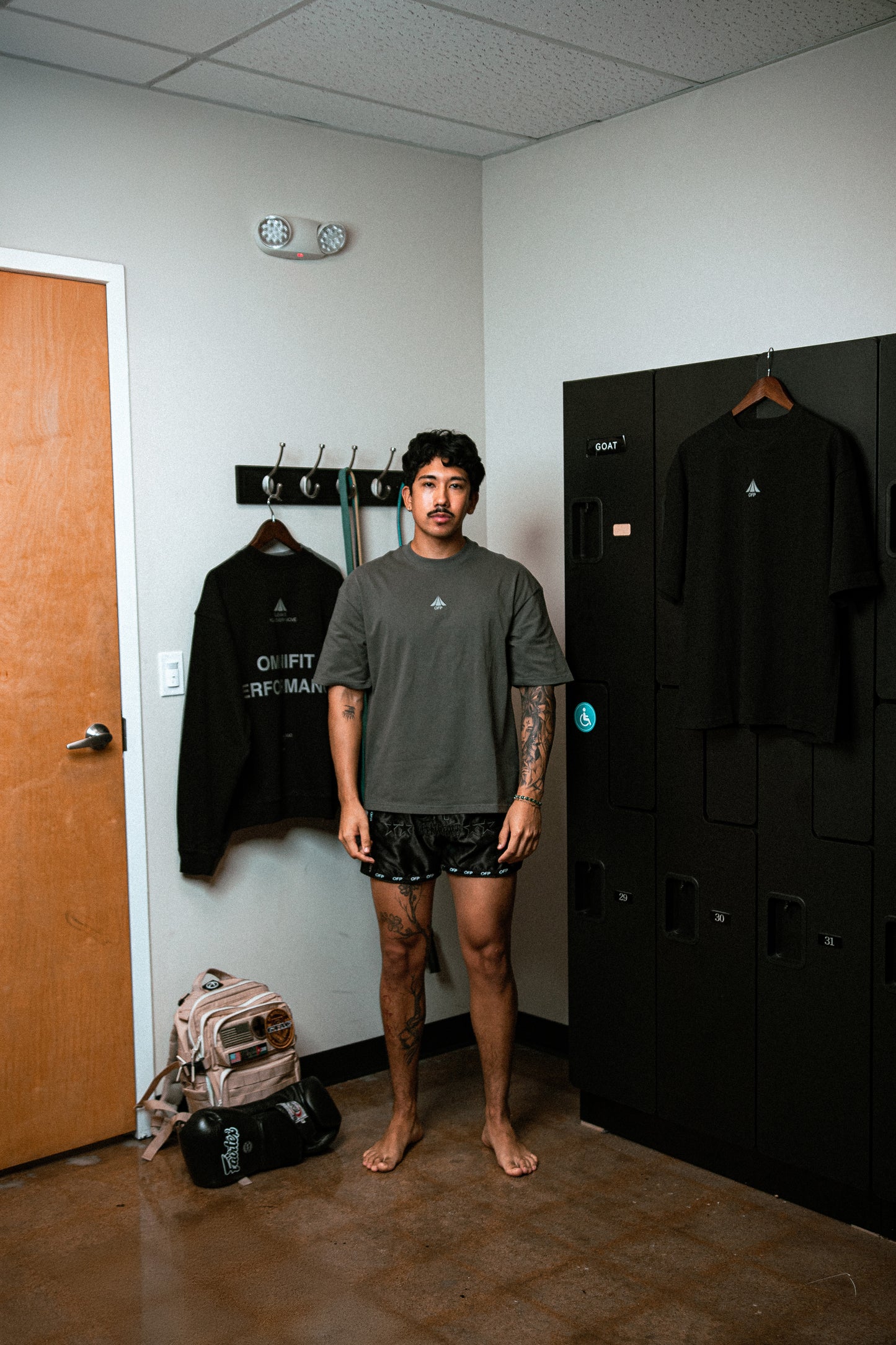 OMNIFIT PERFORMANCE T-SHIRT SHADOW