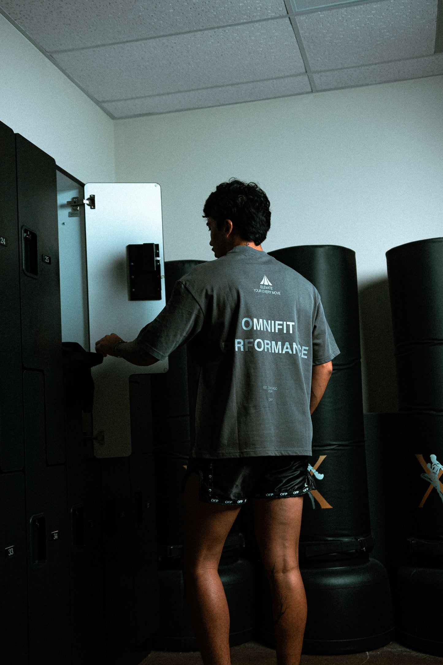 OMNIFIT PERFORMANCE T-SHIRT SHADOW