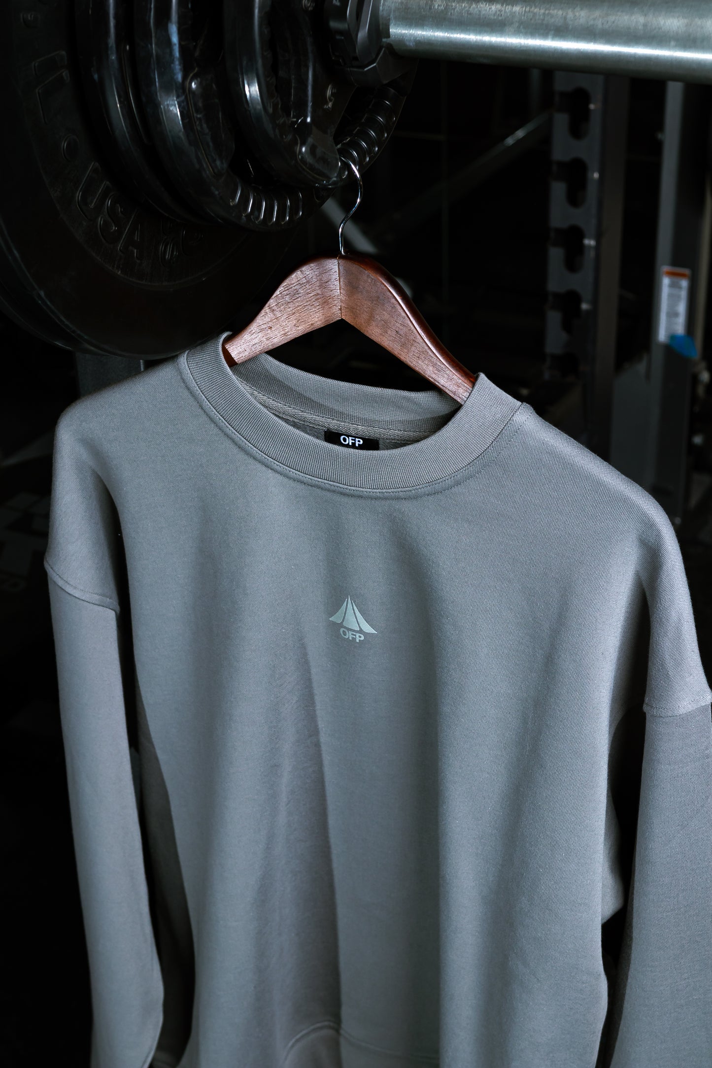 OMNIFIT PERFORMANCE SWEATSHIRT GREY